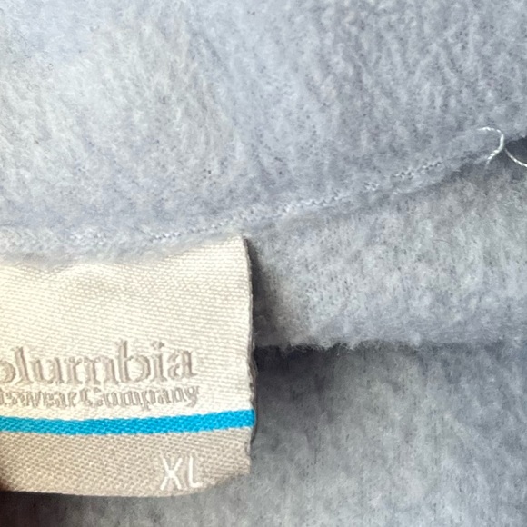 Womens Columbia Pullover - Picture 2 of 3